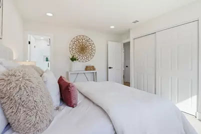 2272 Shadowtree, San Jose, CA 95131 - Photo 20