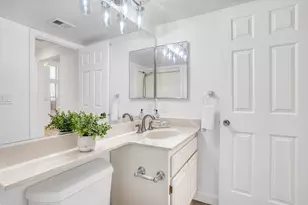 1681 Holly Cir, Pleasanton, CA 94566 - Photo 18