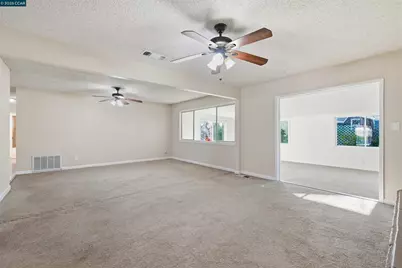 4690 Brookfield Drive, Sacramento, CA 95823 - Photo 22