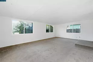 4690 Brookfield Dr, Sacramento, CA 95823 - Photo 20