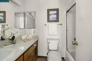 833 Camelback Pl, Pleasant Hill, CA 94523 - Photo 26