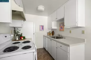 833 Camelback Pl, Pleasant Hill, CA 94523 - Photo 30