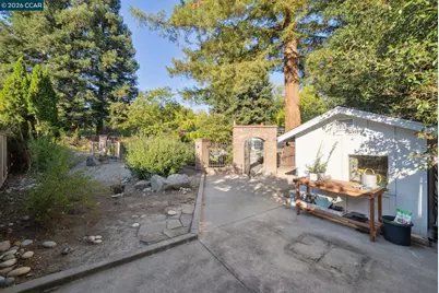 2031 Scarlet Oak Pl, Danville, CA 94506 - Photo 16