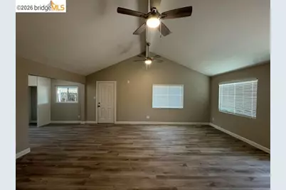 35 16th St, Antioch, CA 94509 - Photo 2