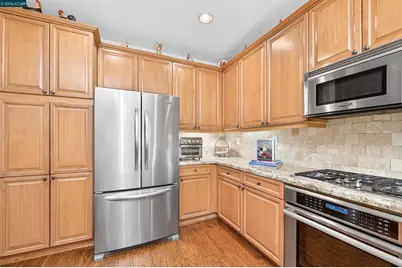 5764 Idlewood St, Dublin, CA 94568 - Photo 12