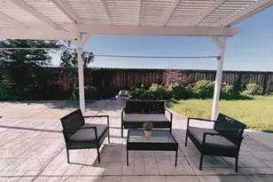 19 Quartz Ct, Pittsburg, CA 94565 - Photo 6