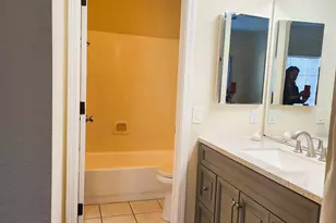 1410 Thrush Ave, Ashland, CA 94578 - Photo 18