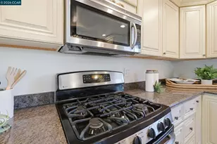 1868 Granada Dr, Concord, CA 94519 - Photo 12