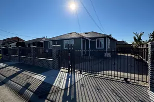 274 Tunis Rd, Oakland, CA 94603 - Photo 2