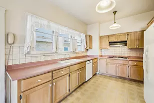 361 Hanover Ave, Oakland, CA 94606 - Photo 22