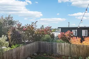 5361 Thomas Ave, Oakland, CA 94618 - Photo 34