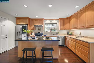 1687 Westwood Dr, Concord, CA 94521 - Photo 10