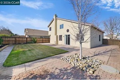 1100 Cherry Blossom Ln, Tracy, CA 95377 - Photo 34