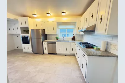 618 38th St, Richmond, CA 94805 - Photo 6