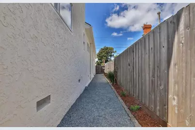 618 38th St, Richmond, CA 94805 - Photo 18