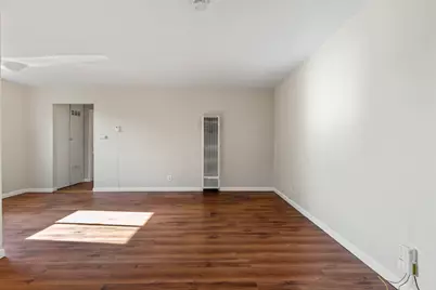 128 Catron Dr, Oakland, CA 94603 - Photo 6