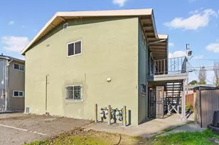 128 Catron Dr, Oakland, CA 94603 - Photo 22