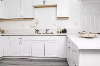 592 Willow Ave, Hayward, CA 94541 - Photo 12