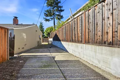 16251 Carolyn St, Castro Valley, CA 94578 - Photo 8