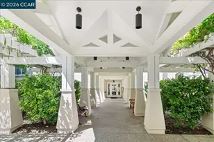 1860 Tice Creek Dr, Walnut Creek, CA 94595 - Photo 2