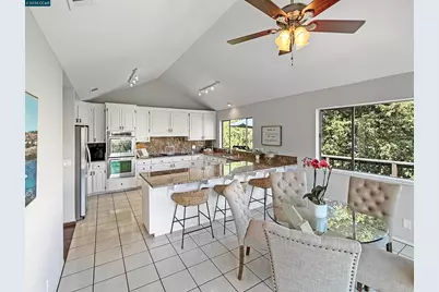130 Hillcroft Way, Walnut Creek, CA 94597 - Photo 10