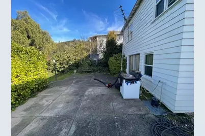 4101 Mountain View Ave, Oakland, CA 94605 - Photo 40