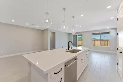 3247 Woody Way, Hollister, CA 95023 - Photo 8