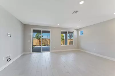 3247 Woody Way, Hollister, CA 95023 - Photo 4