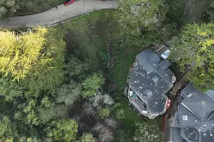 6059 Girvin Dr, Oakland, CA 94611 - Photo 4