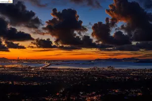 25 Diablo Dr, Oakland, CA 94611 - Photo 20