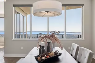 25 Diablo Dr, Oakland, CA 94611 - Photo 8