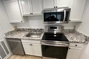 3701 Colonial Dr, Modesto, CA 95356 - Photo 10