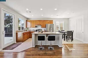 1078 Santa Lucia Dr, Pittsburg, CA 94565 - Photo 18