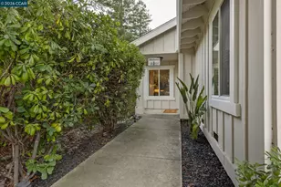 53 Paso Nogal Ct, Pleasant Hill, CA 94553 - Photo 4