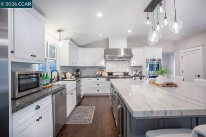 2104 Stewart Ave, Walnut Creek, CA 94596 - Photo 10