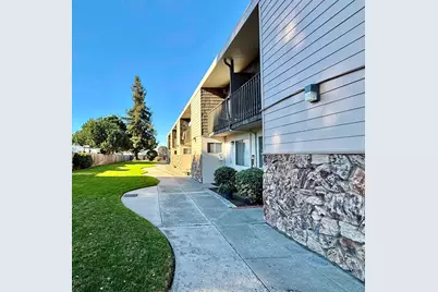 21371 Garden Ave, Hayward, CA 94541 - Photo 2