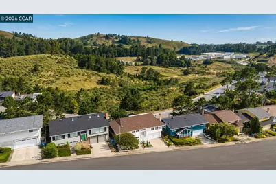 225 Merced Dr, San Bruno, CA 94066 - Photo 2