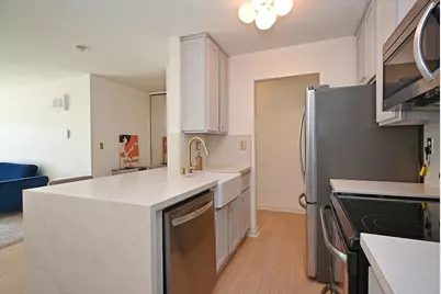 960 Shorepoint #215, Alameda, CA 94501 - Photo 6