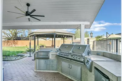 2033 Lucile Ave, Stockton, CA 95209 - Photo 46