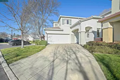 738 Marsh Pl, Fairfield, CA 94533 - Photo 6