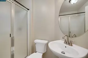 738 Marsh Pl, Fairfield, CA 94533 - Photo 24