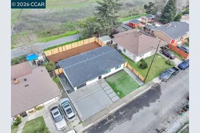 4129 Cabrilho Dr, Martinez, CA 94555 - Photo 26