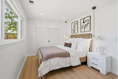 1594 Hallbrook Dr, San Jose, CA 95118 - Photo 18