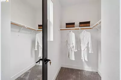 1426 Seawind Dr, Richmond, CA 94804 - Photo 36