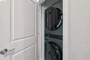 1426 Seawind Dr, Richmond, CA 94804 - Photo 30