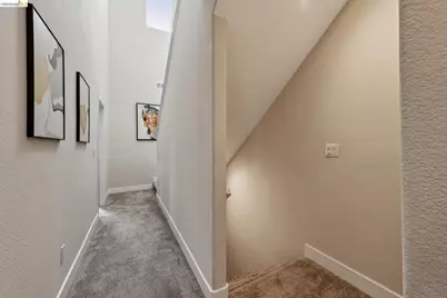 1426 Seawind Dr, Richmond, CA 94804 - Photo 24