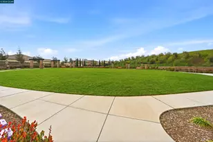 1613 California Trail, Brentwood, CA 94513 - Photo 38