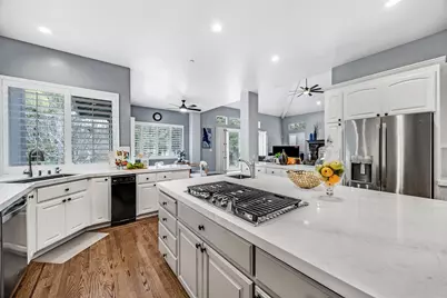 7832 Foothill Rd, Pleasanton, CA 94566 - Photo 12