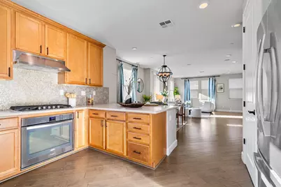 1038 Giacomo Ln, San Jose, CA 95131 - Photo 18