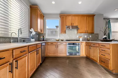 1038 Giacomo Ln, San Jose, CA 95131 - Photo 14